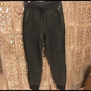 Lululemon slim fit joggers/sweatpants